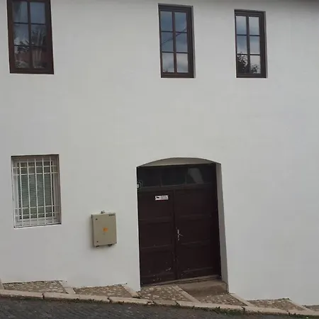Alifakovac Apartmán