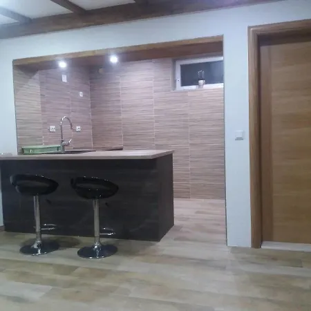 Alifakovac Apartmán *