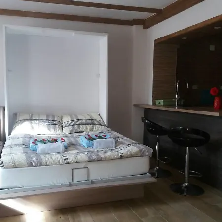 Alifakovac Apartmán *